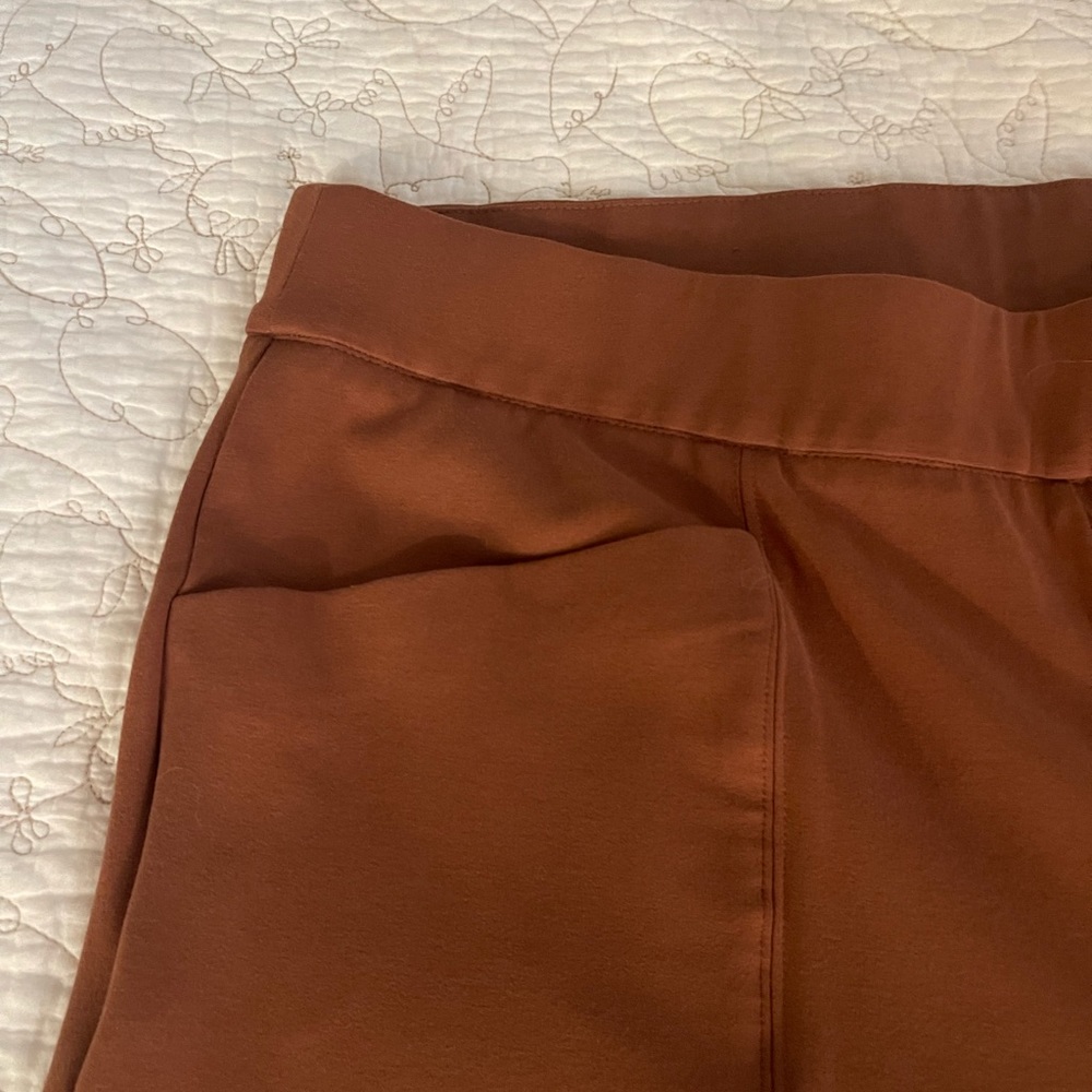 Plus size pants - Picture 5 of 5
